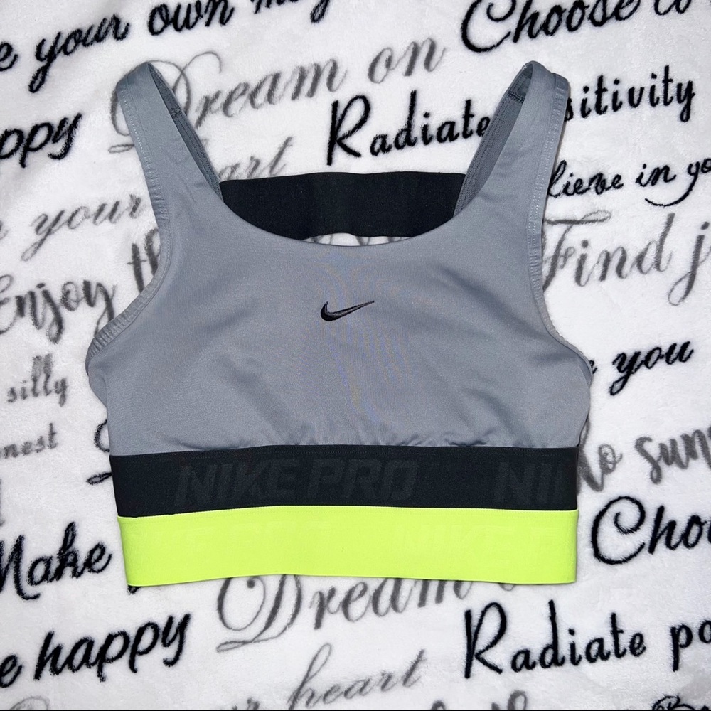 Nike Pro Crop Top